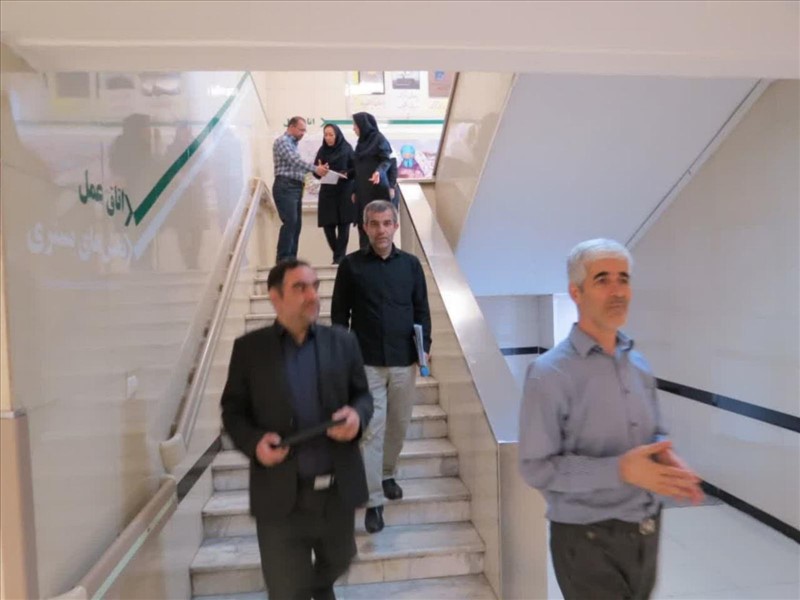 بازدید سرزده رئیس اداره بازرسی دانشگاه علوم پزشکی از بیمارستان طالقانی تبریز