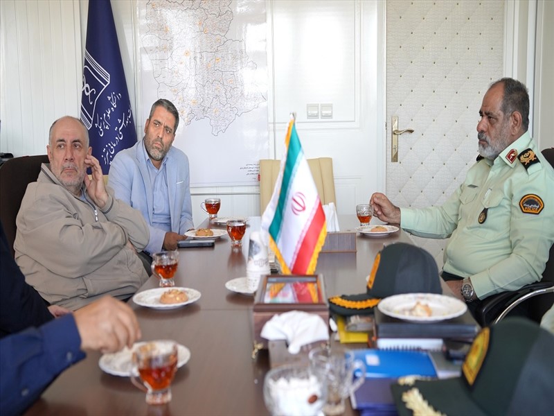 دیدار رئیس دانشگاه علوم پزشکی تبریز با فرمانده نیروی انتظامی آذربایجان‌شرقی