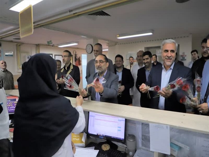 دیدار اعضای شورای کلانشهر تبریز با پرستاران مرکز آموزشی، درمانی امام رضا(ع)