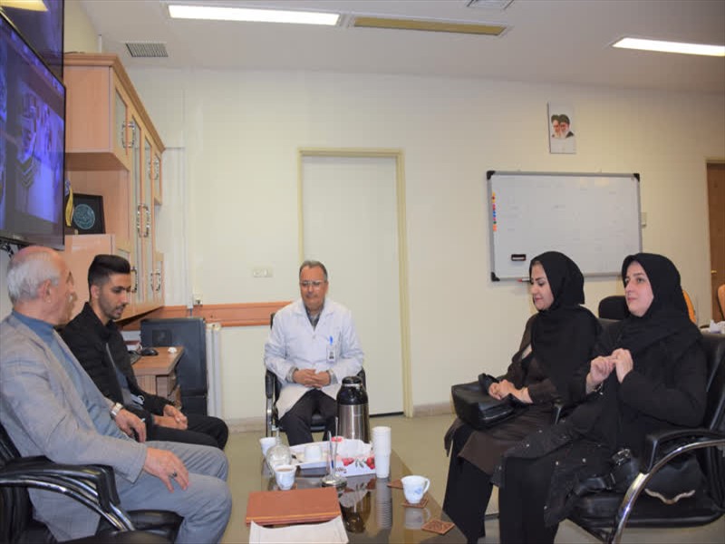 اهداء تجهیزات اداری نیم میلیاردی توسط خانواده بیمار تحت پیوند کبد به بیمارستان امام رضا (ع) تبریز