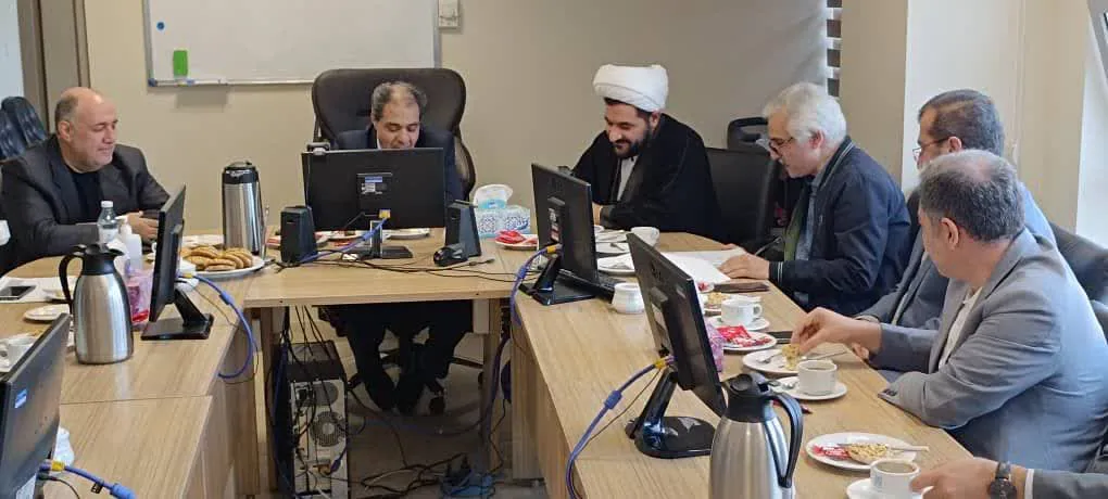 حضور معاون توسعه و مدیریت منابع وزارت بهداشت در دانشکده داروسازی دانشگاه علوم پزشکی تبریز
