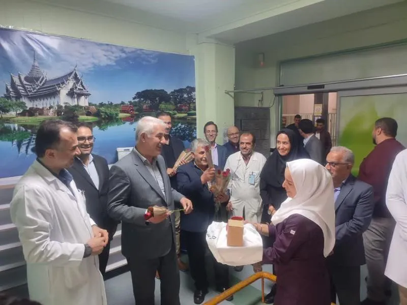 تقدیر فرماندار تبریز از مقام والای جامعه پرستاری در بیمارستان سینا