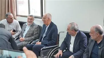 بازدید وزیر بهداشت درمان و آموزش پزشکی به همراه استاندار آذربایجان شرقی از بیمارستان کودکان زهرا مردانی آذری