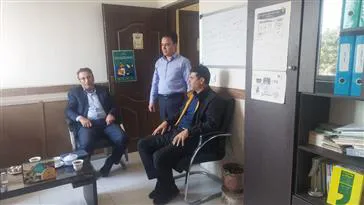 حضور مدیر   شبکه بهداشت و مرکز بهداشت شهرستان در واحد سلامت روان  به مناسبت فرا رسیدن هفته سلامت روان و تبریک هفته روان