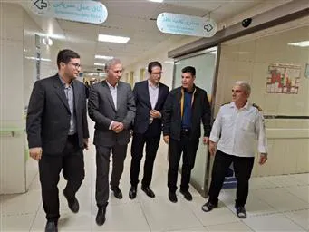 تقدیر فرماندار شهرستان عجب‌شیر از مقام وجایگاه بلند جامعه پرستاری در بیمارستان امام خمینی ره عجب‌شیر با حضور مدیر شبکه بهداشت و درمان
