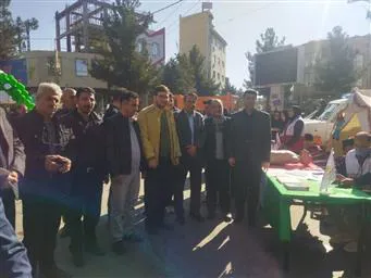 حضور پرشور پرسنل شبکه بهداشت وبیمارستان و مردم ولایتمدار شهرستان عجب شیر در راهپیمایی ۱۳ آبان ۱۴۰۴