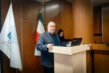 رئیس دانشگاه علوم پزشکی تبریز: کتاب، همدم بی‌صدا و منتقد سازنده ذهن است