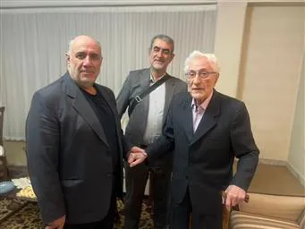 دیدار رئیس دانشگاه علوم پزشکی تبریز با استاد پیشکسوت بیوشیمی، دکتر جواد بلورچیان