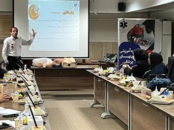 برگزاری دوره جامع آموزش کمک‌های اولیه ویژه کارکنان اداری دانشگاه علوم پزشکی تبریز