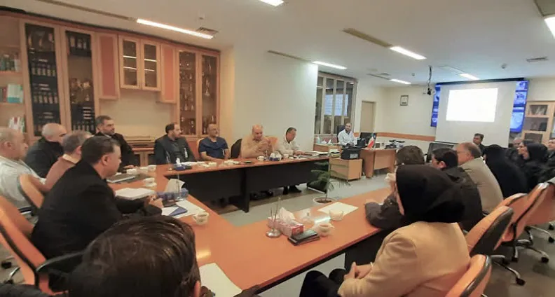 بازدید تیم ارزیابان پدافند غیرعامل استانداری از مرکز آموزشی درمانی امام رضا (ع)