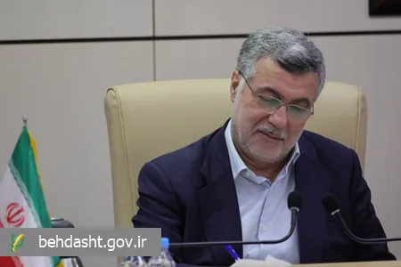 قدردانی دکتر ظفرقندی از فداکاران تیم ملی سلامت کشور در جنگ تحمیلی سوم