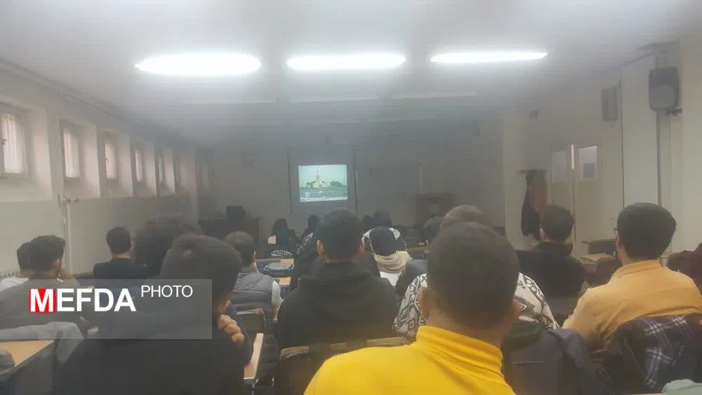 برگزاری اکران مستند ایکسونامی و فیلم سرهنگ ثریا