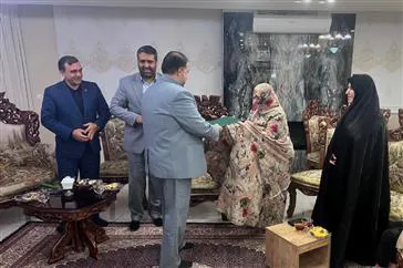 دیدار رئیس دانشگاه با خانواده شهید میر یوسف طاهر پورسیدی