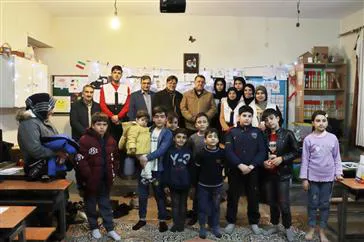 بازدید رئیس دانشگاه علوم پزشکی تبریز از اردوی جهادی دانشگاه