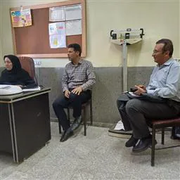 بازدید  مدیر شبکه بهداشت ودرمان ومعاون بهداشتی از خانه بهداشت روستای چهابرود