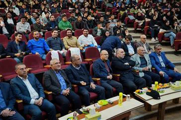 آئین معارفه دانشجویان ورودی سال جدید دانشکده پزشکی با حضور سرپرست دانشگاه علوم پزشکی تبریز برگزار شد