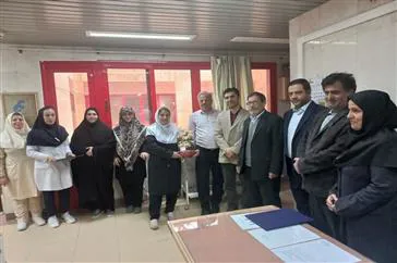 مراسم تقدیر از خانواده معزز شهدا، شاغل در بیمارستان شهدا بناب