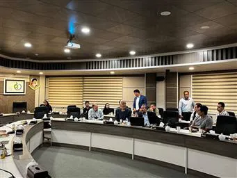نشست تخصصی با عنوان "نشست درس آموخته های مسیر دانش بنیانی" به همراه پرسش و پاسخ