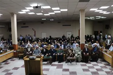 هر مسلمان وظیفه دارد برای کل بشریت فکر کند