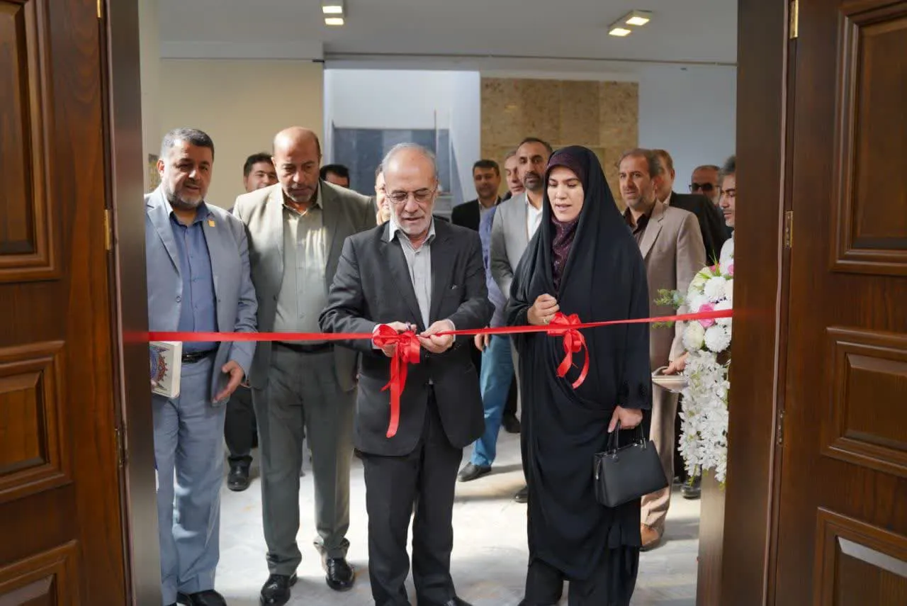 بازسازی و افتتاح سالن کنفراس شبکه میانه