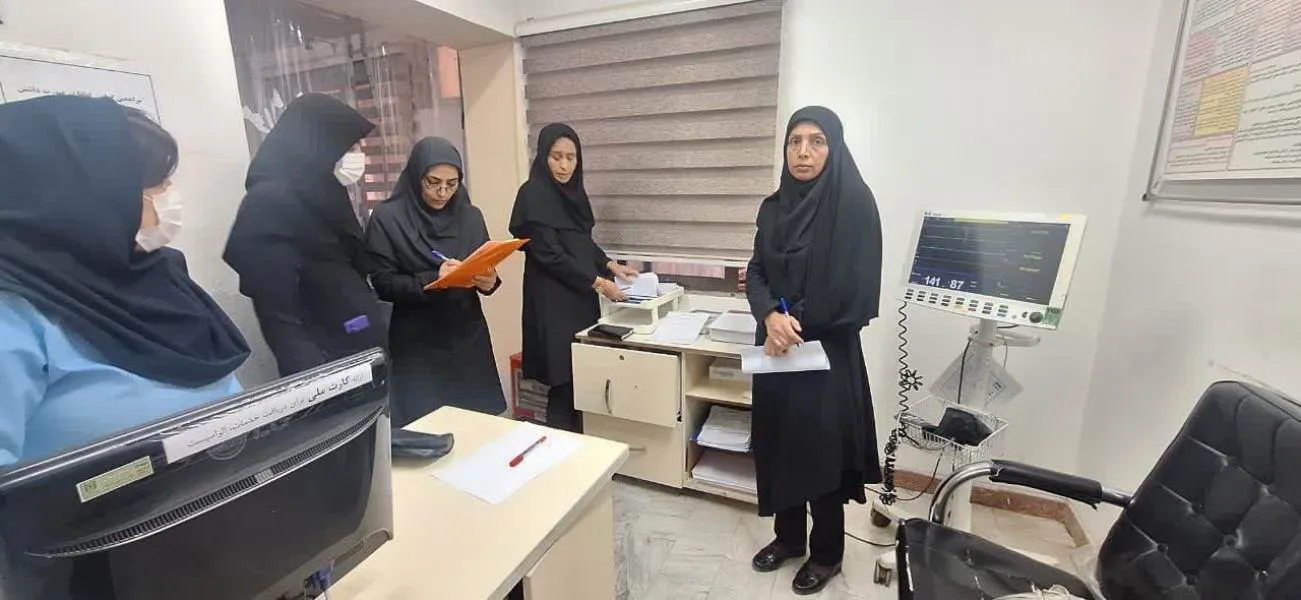 نظارت، ارزیابی و بازدید تیم کارشناسان ستاد حوزه معاونت درمان و مدیریت بازرسی دانشگاه از بیمارستان های سطح استان